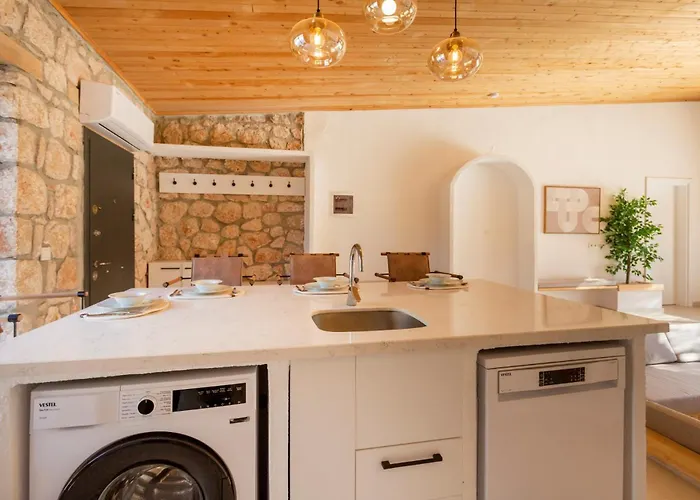 Willa Affordable Stone Kaş